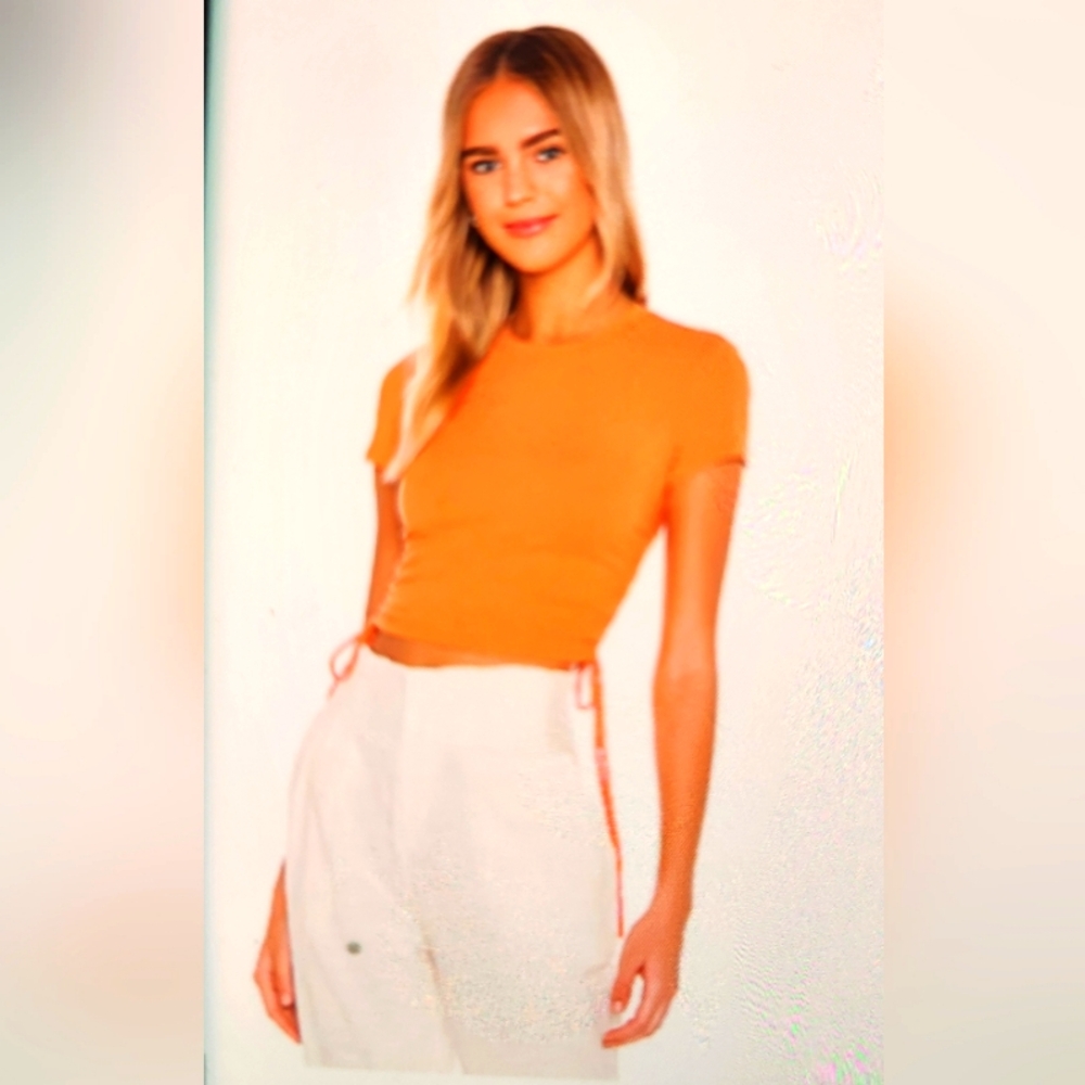 LOVERS AND FRIENDS Devine Cropped Tee 🍊 sz L NWT